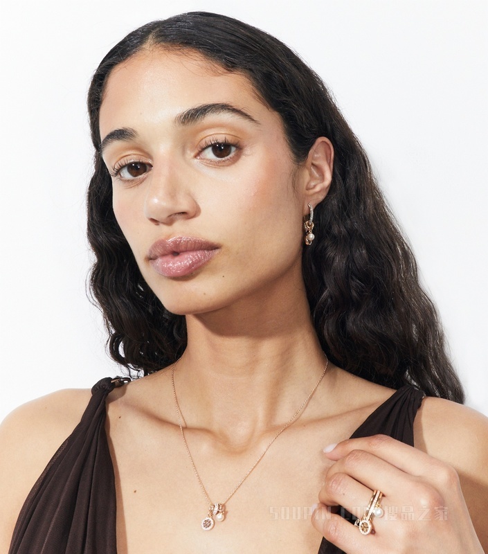 【礼物】Icon 经典系列密镶吊坠项链 Tory 金/水晶色/珍珠色