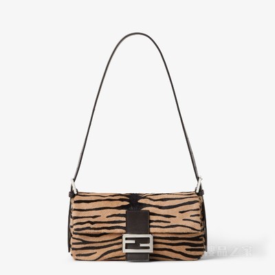 Baguette® 26424手袋 重新演绎原版手袋（编码26424）｜限时预售，四月首发限量臻献