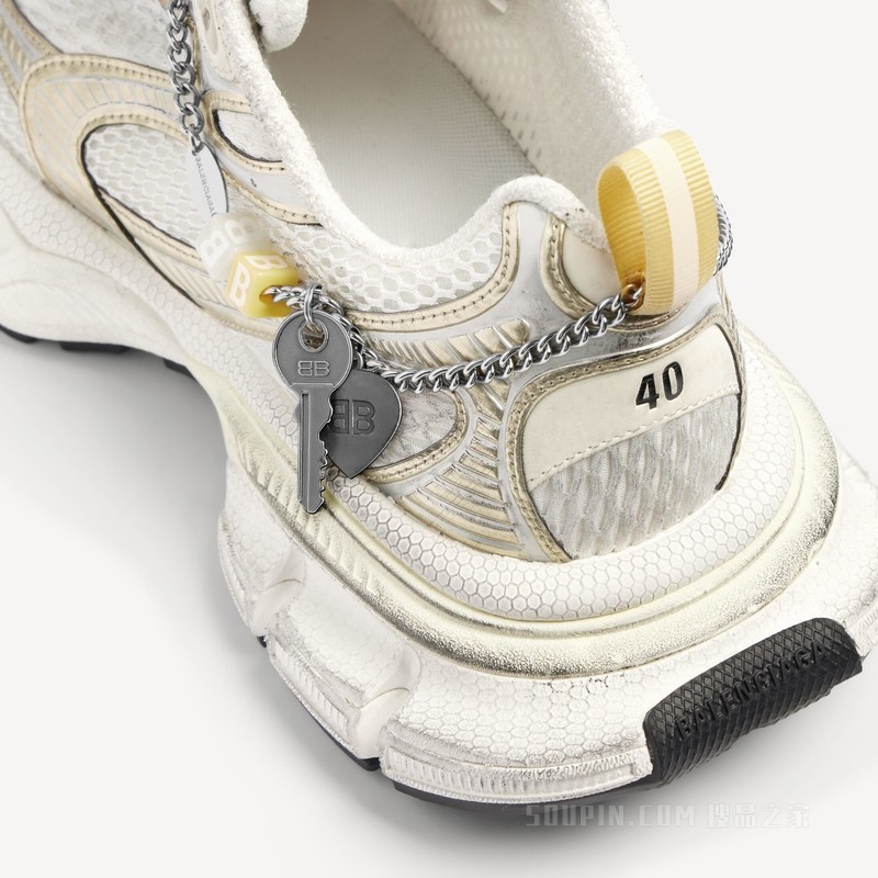 3XL挂饰男士运动鞋