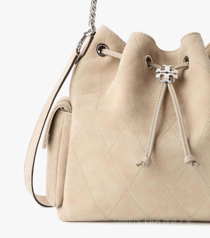 【新品】Charlie 绗缝抽绳肩背包 灰色