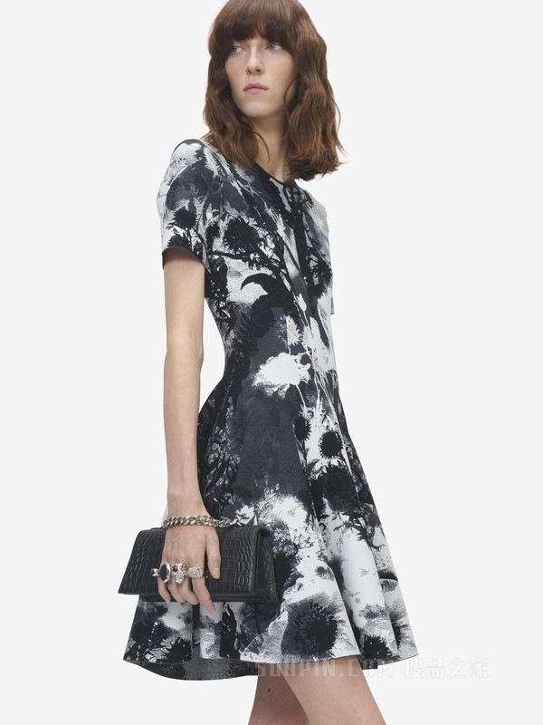 花卉提花迷你连衣裙