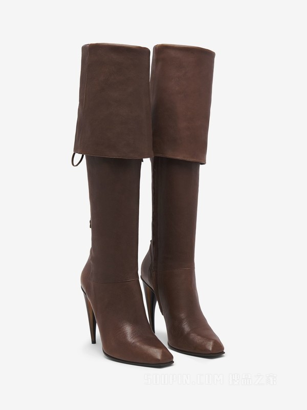 角状鞋跟及膝长靴