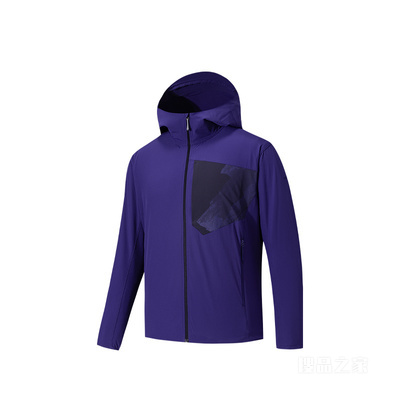 安踏冠军徒步男子无氟防泼水梭织外套