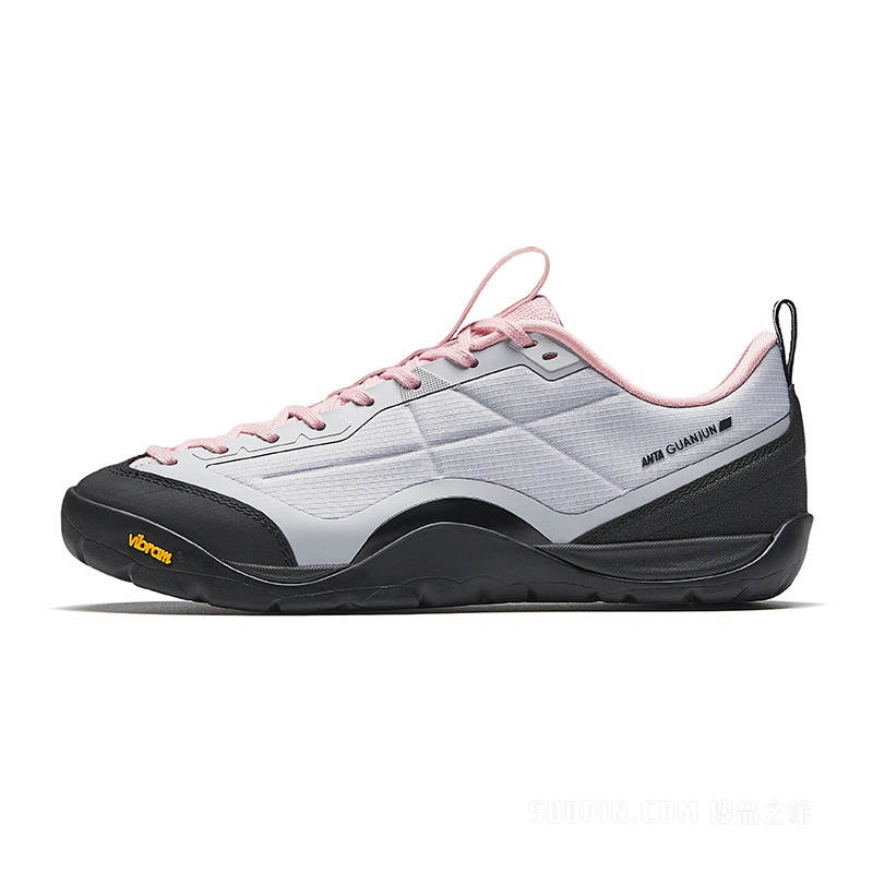 安踏冠军寻山-革网版女子休闲鞋