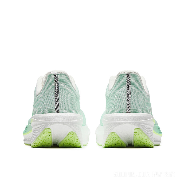 安踏二区心率80女子跑鞋