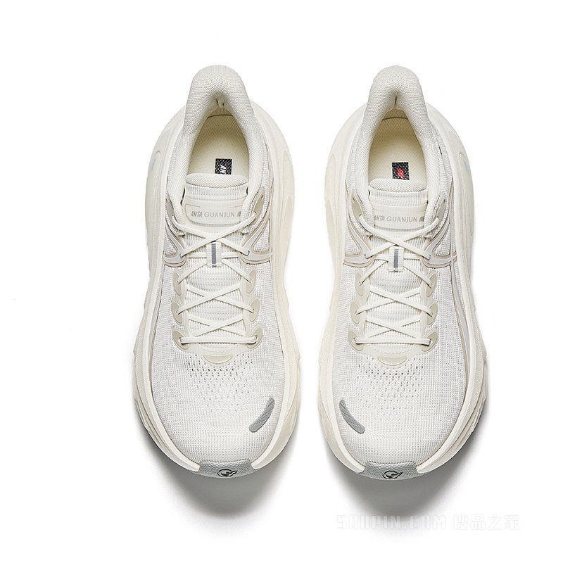 安踏冠军乘风2 夏季版男子跑鞋