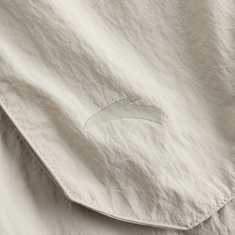 安踏×中国国家地理女子冰肤梭织短裙