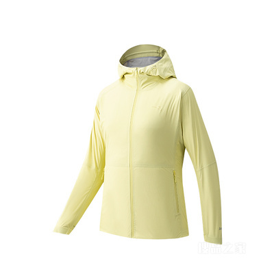 安踏综训系列ANTA CHN女子无氟防泼水冲锋衣