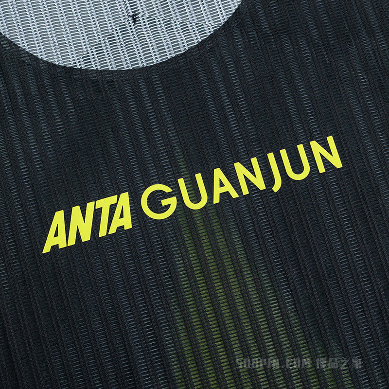 安踏冠军越野跑男子疾飞速干抗菌运动背心
