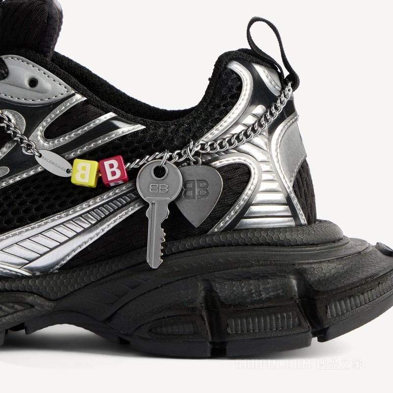 3XL挂饰男士运动鞋