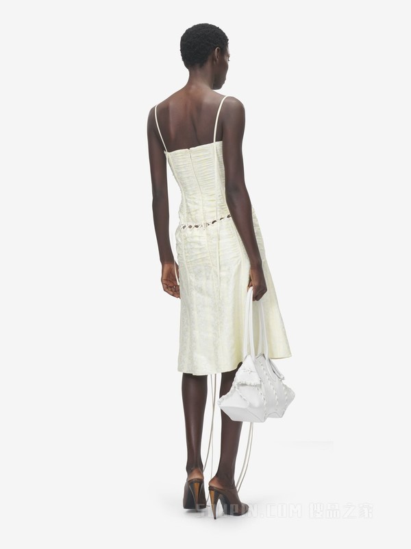 花卉提花束腰连衣裙