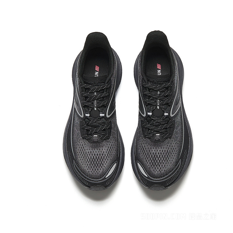 安踏冠军轻风2女子跑鞋