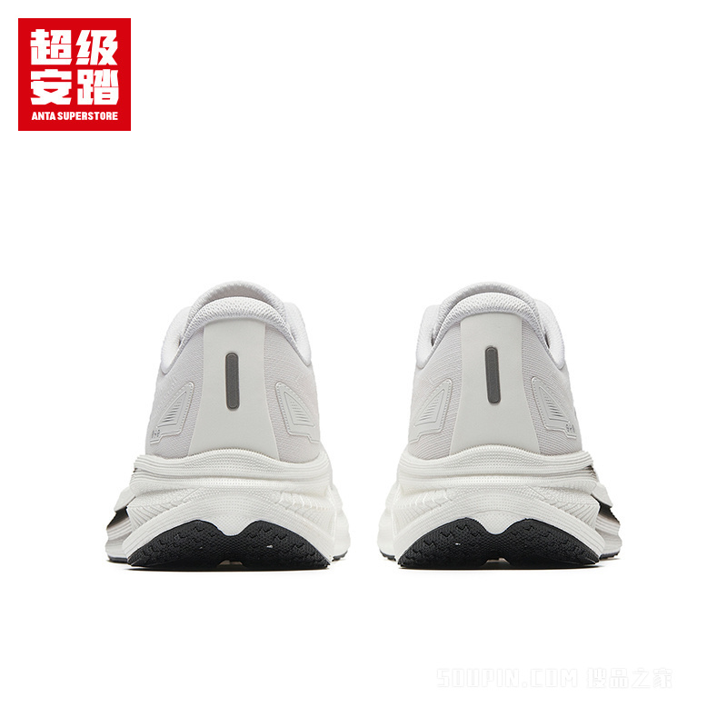 超级安踏跃动男子跑鞋