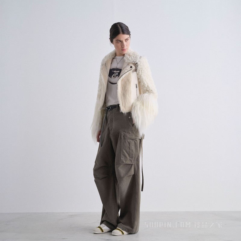 FENDI Wrap运动鞋 白色绒面革和布料低帮鞋