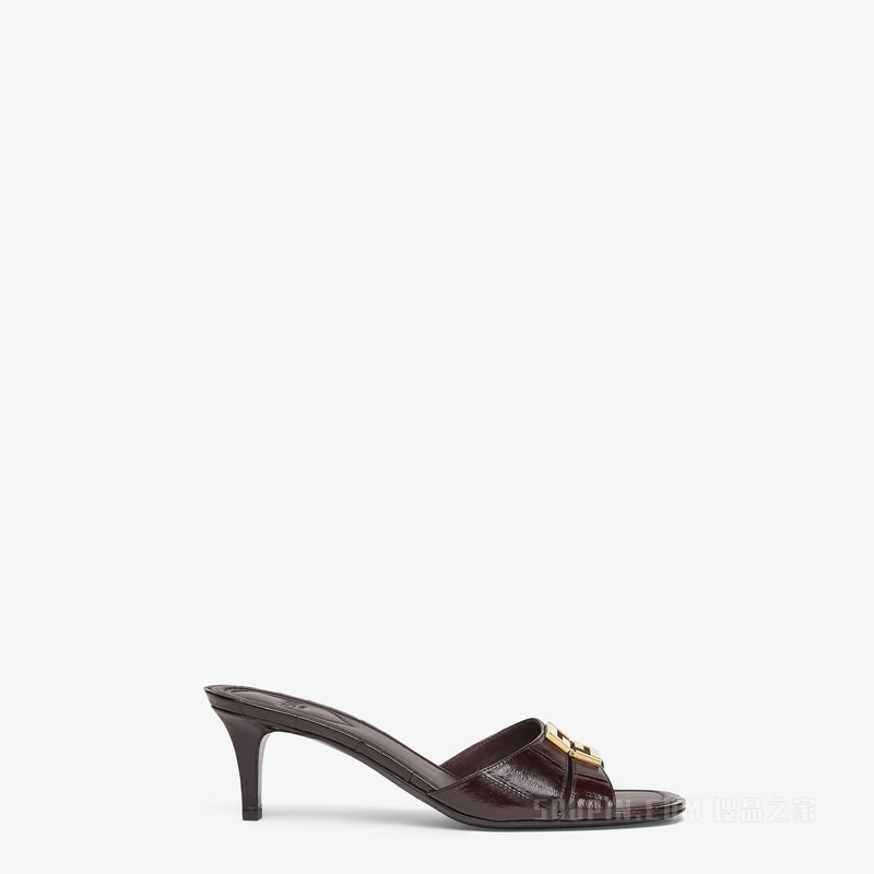 FENDI FFold 棕色鱼皮革中跟凉鞋