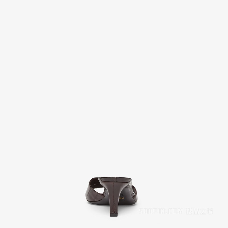 FENDI FFold 棕色鱼皮革中跟凉鞋