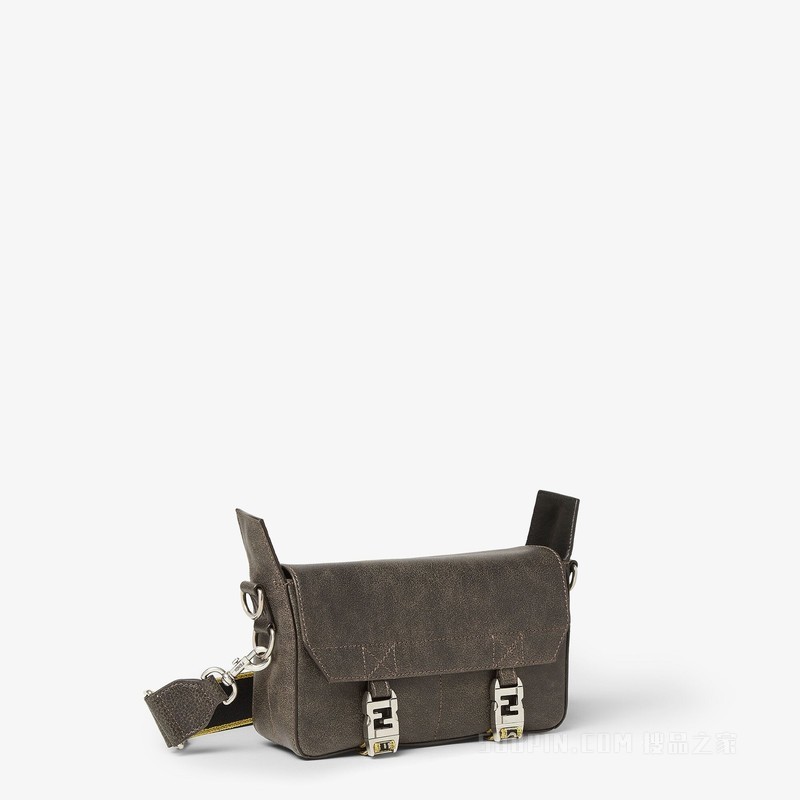 FENDI Flow小号手袋 黑色复古效果皮革手袋