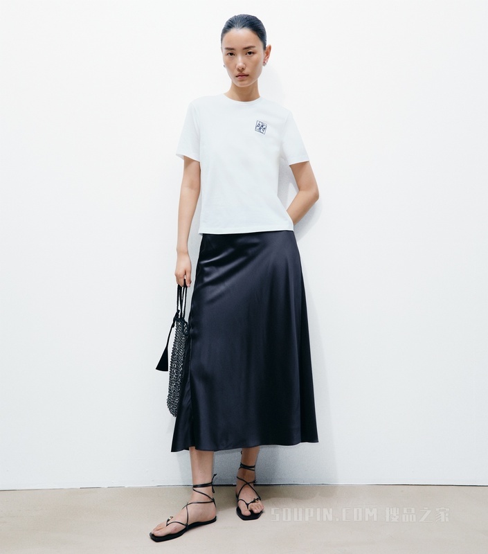 【新品】扭结式 Logo T 恤 雪花白