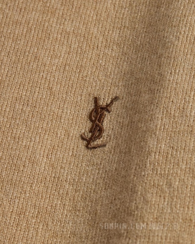 山羊绒毛衫